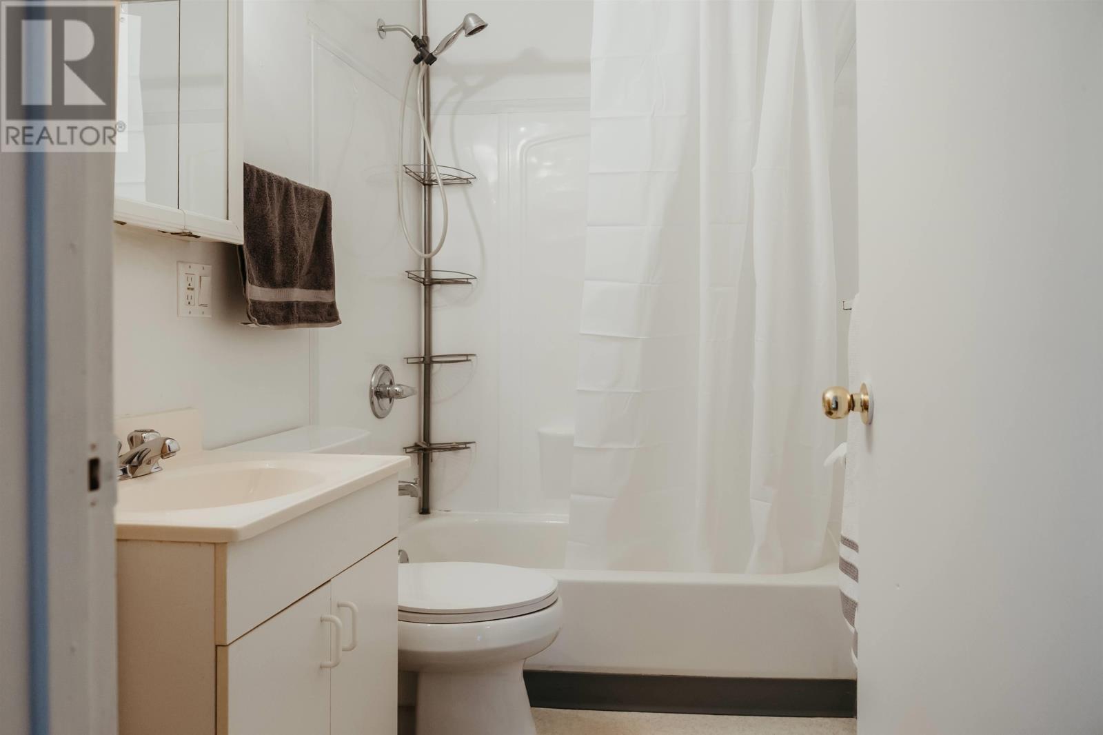 512 Portage St, Kenora, Ontario  P0X 1C0 - Photo 18 - TB2600768