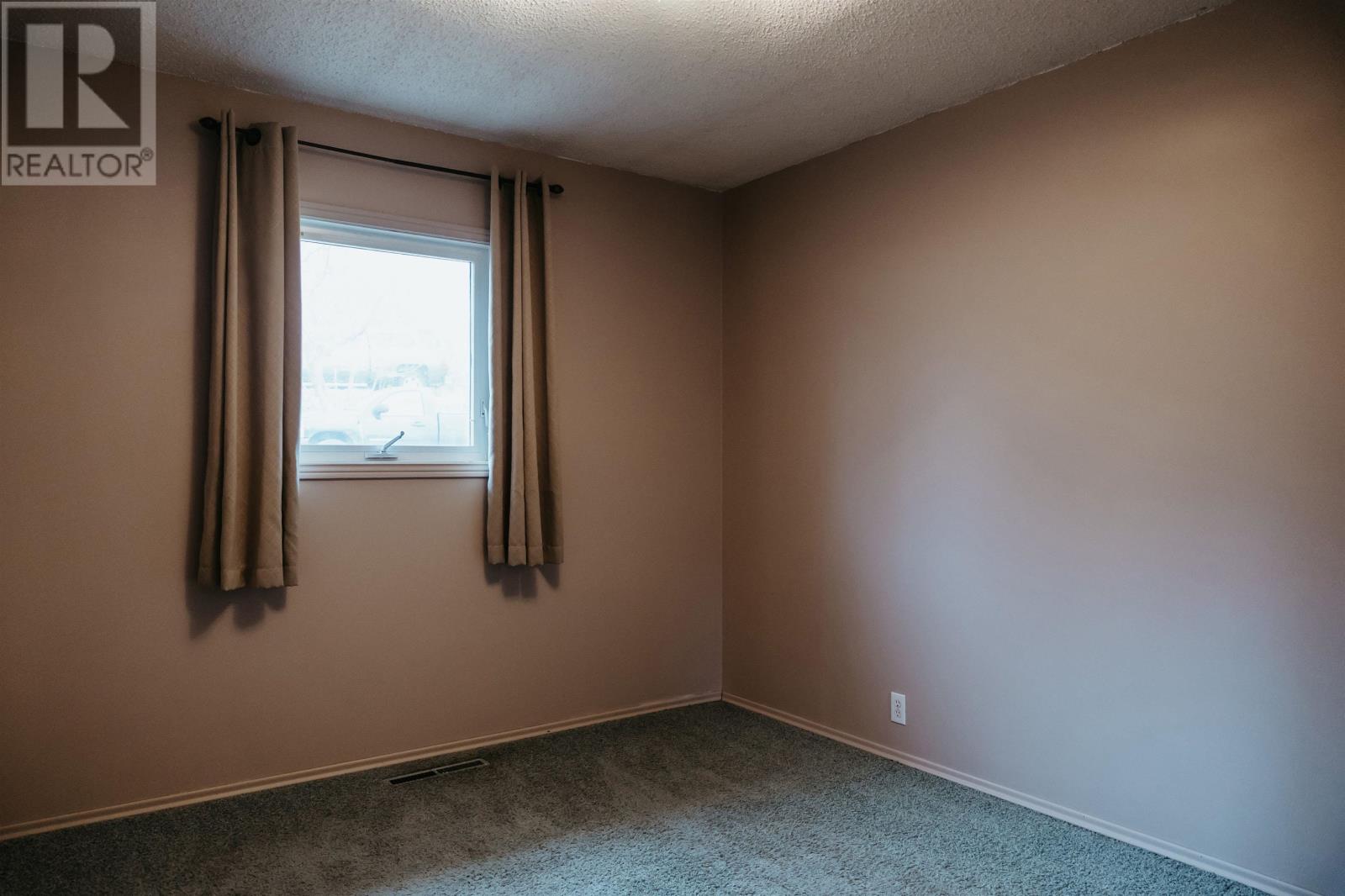 512 Portage St, Kenora, Ontario  P0X 1C0 - Photo 14 - TB2600768