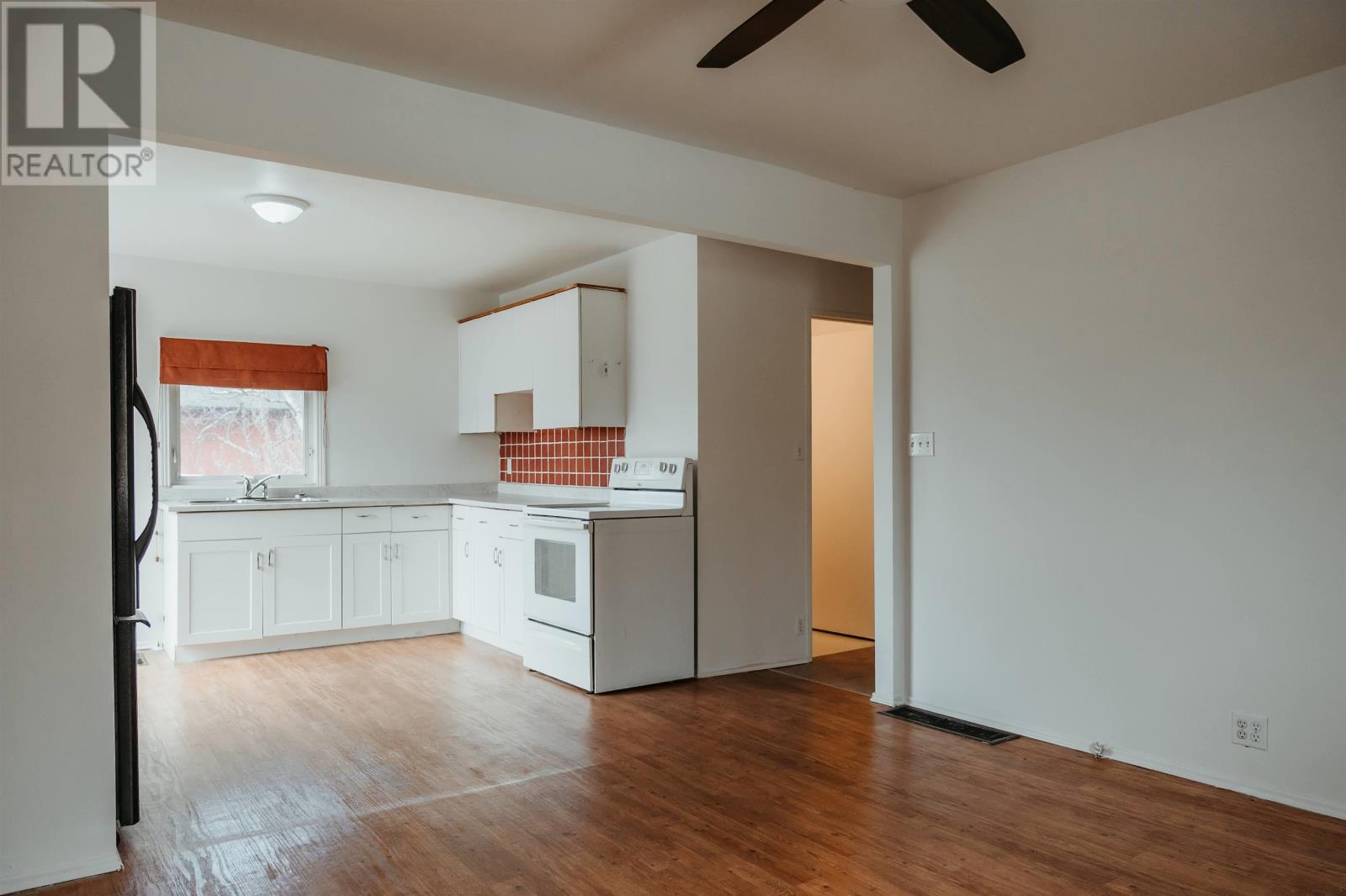 512 Portage St, Kenora, Ontario  P0X 1C0 - Photo 4 - TB2600768