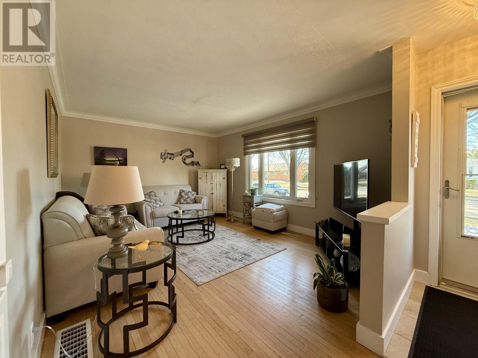 2641 Begin Pl, Thunder Bay, Ontario  P7E 5L9 - Photo 2 - TB2600769