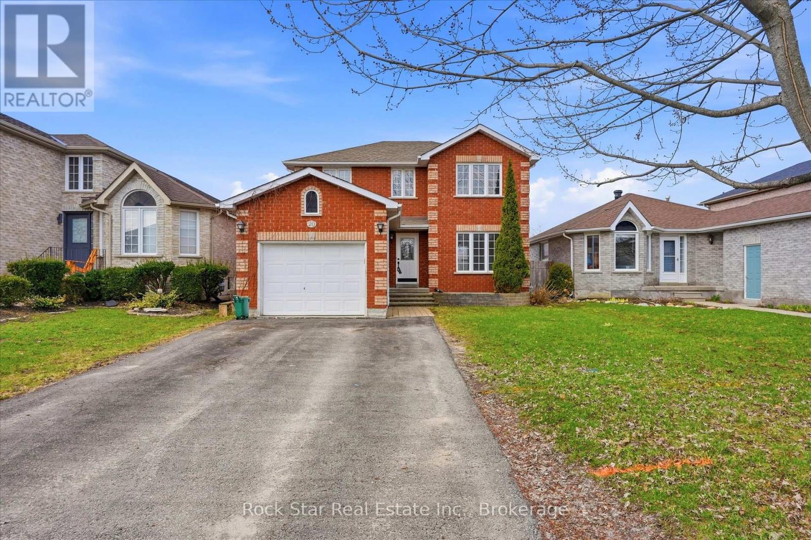 20 Knupp Road, Barrie (Edgehill Drive), Ontario  L4N 0P6 - Photo 1 - S13030248