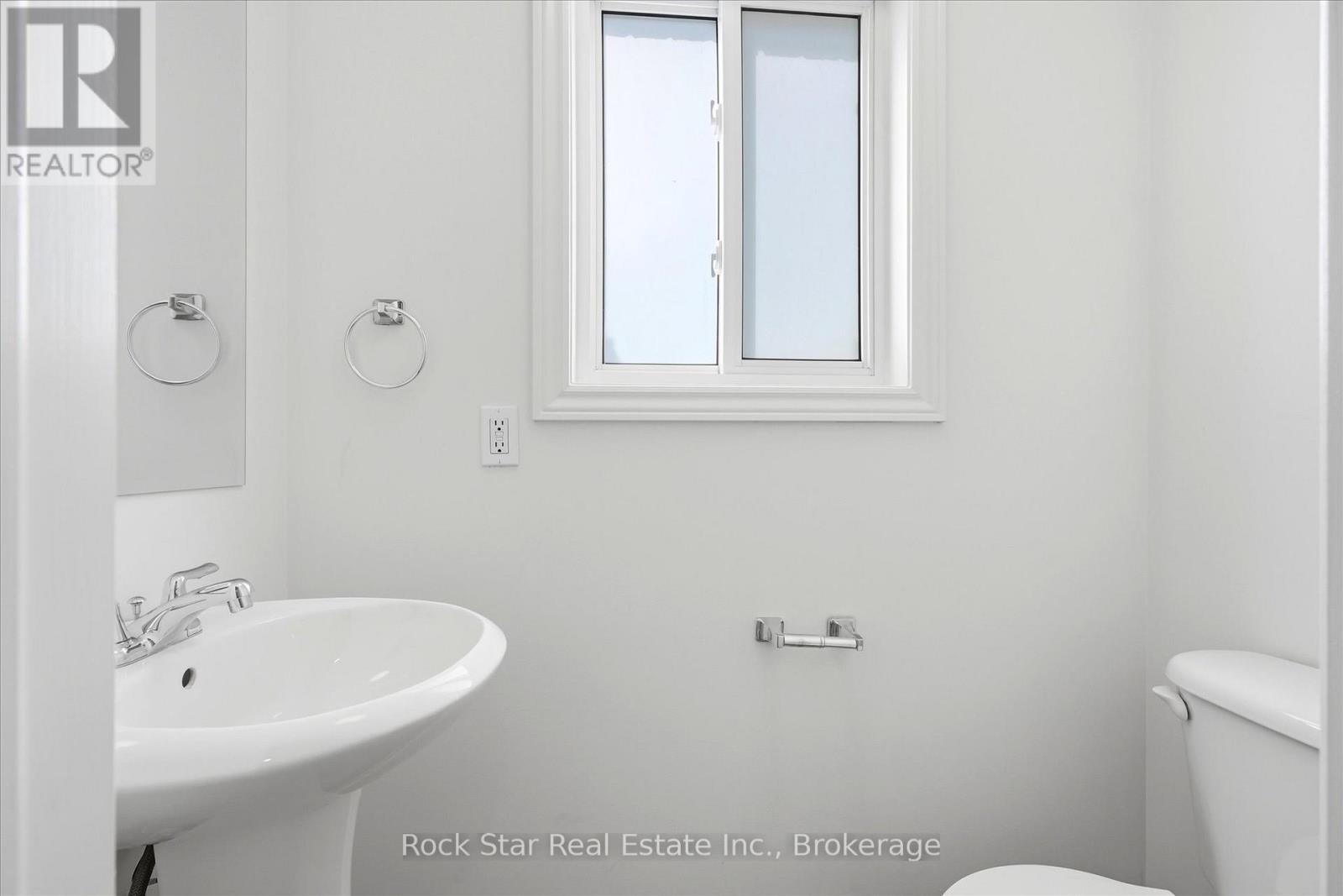 20 Knupp Road, Barrie (Edgehill Drive), Ontario  L4N 0P6 - Photo 12 - S13030248