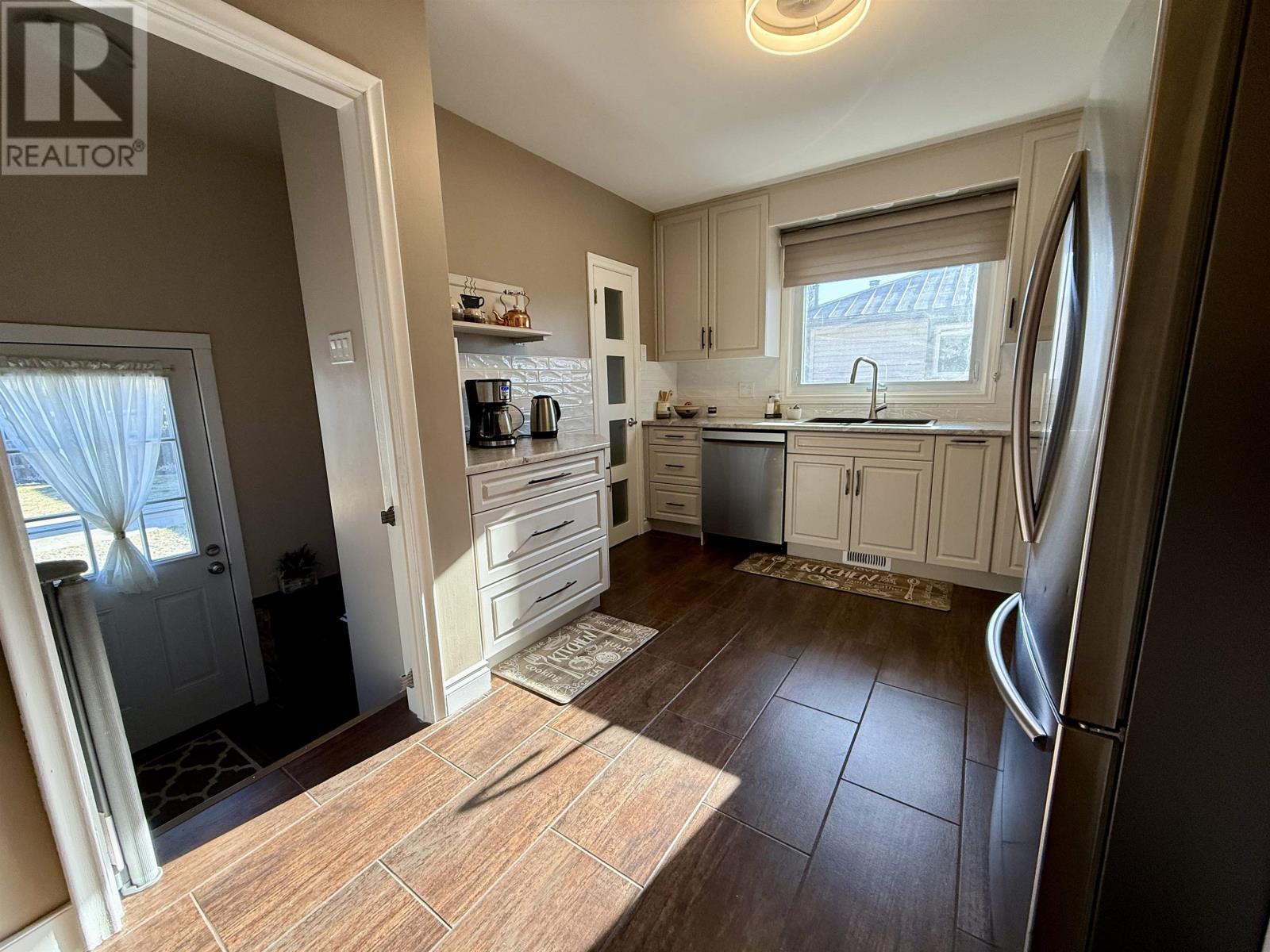 2641 Begin Pl, Thunder Bay, Ontario  P7E 5L9 - Photo 6 - TB2600769