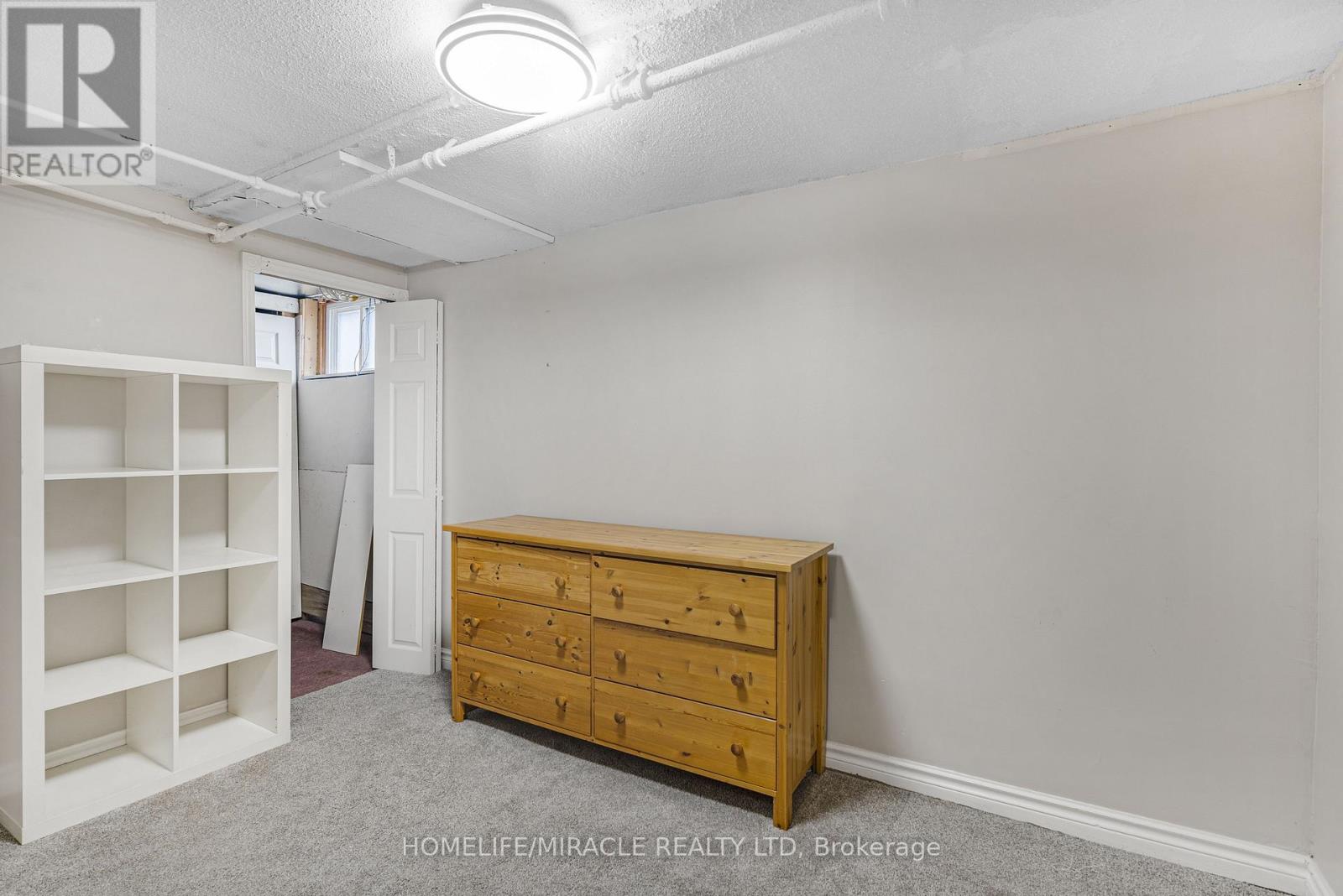 3318 Sinnicks Avenue, Niagara Falls, Ontario  L2J 2G3 - Photo 13 - X13029732