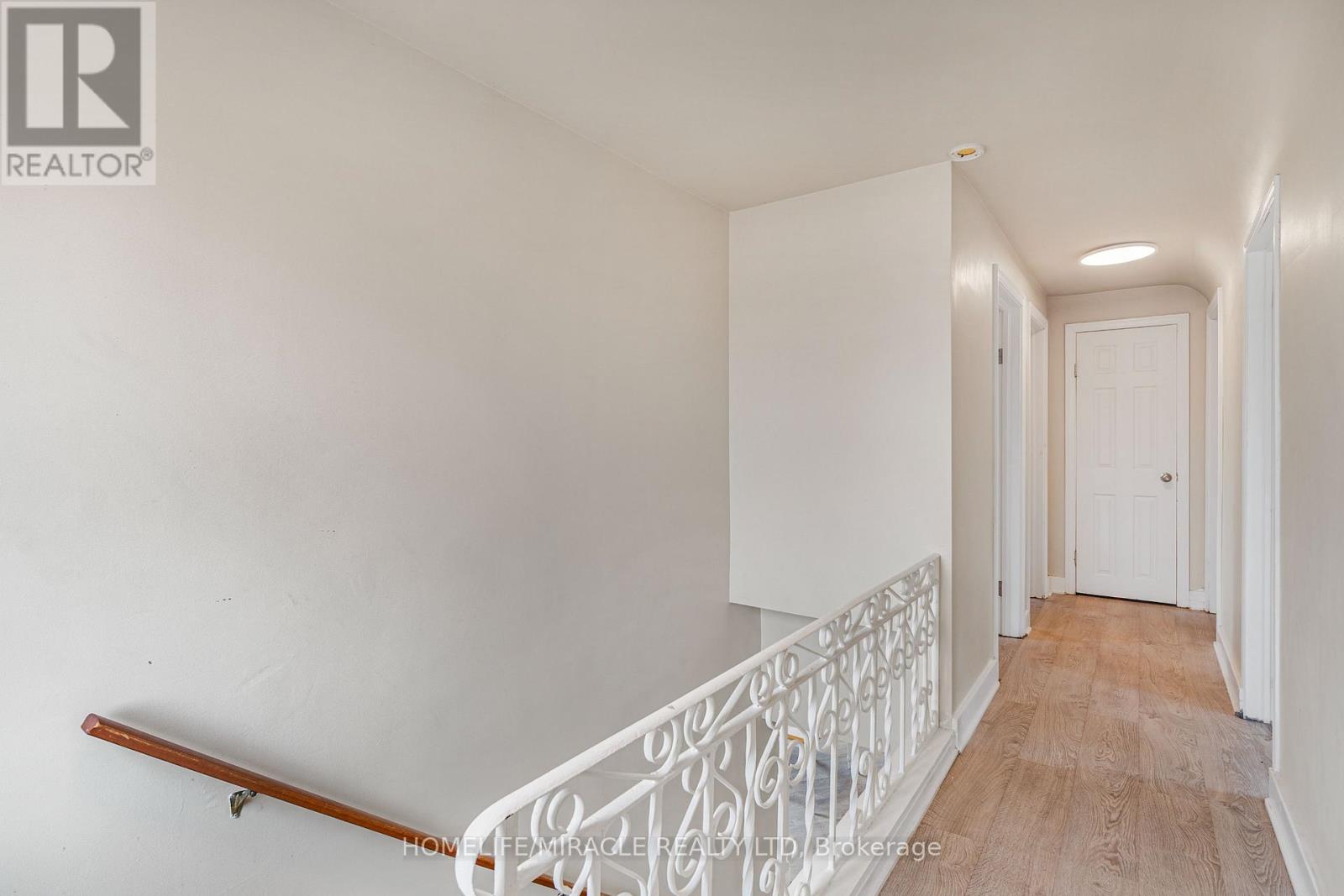 3318 Sinnicks Avenue, Niagara Falls, Ontario  L2J 2G3 - Photo 14 - X13029732