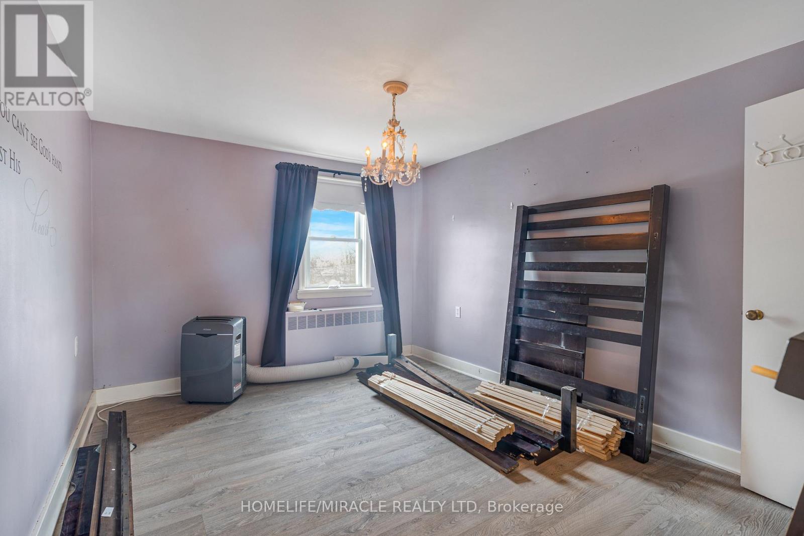 3318 Sinnicks Avenue, Niagara Falls, Ontario  L2J 2G3 - Photo 39 - X13029732