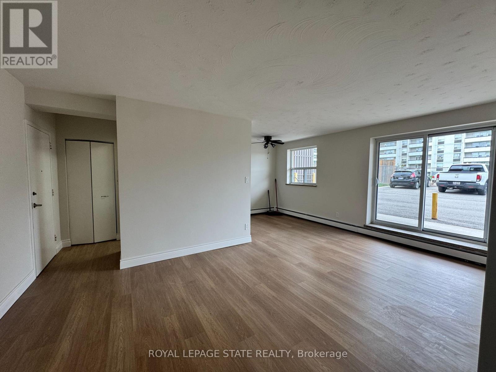 102 - 105 Tia Drive, Hamilton, Ontario  L8H 2N8 - Photo 10 - X13029792