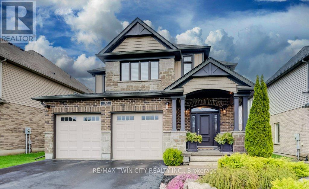 92 KROPF DRIVE, Wilmot, Ontario