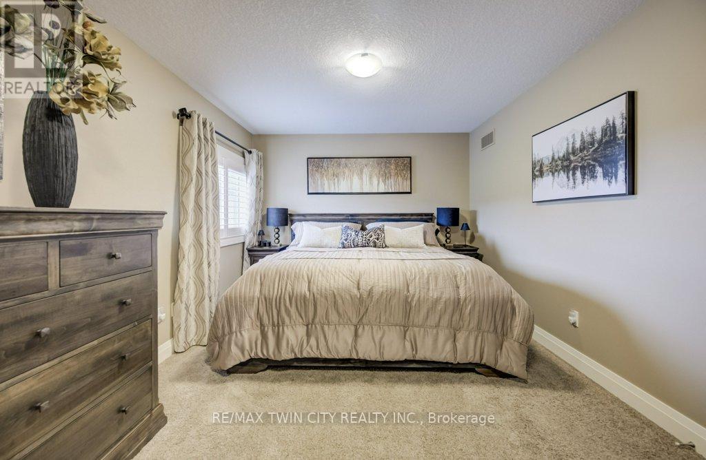 92 Kropf Drive, Wilmot, Ontario  N3A 4S3 - Photo 28 - X13029826