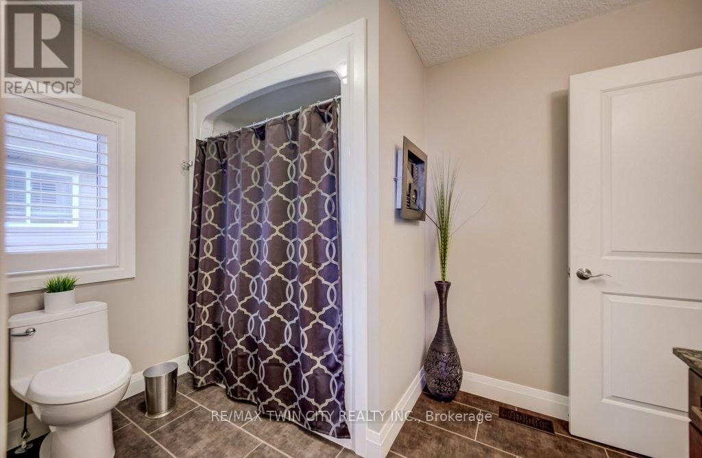 92 Kropf Drive, Wilmot, Ontario  N3A 4S3 - Photo 35 - X13029826