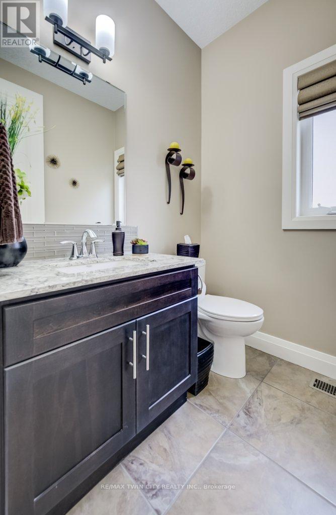 92 Kropf Drive, Wilmot, Ontario  N3A 4S3 - Photo 7 - X13029826