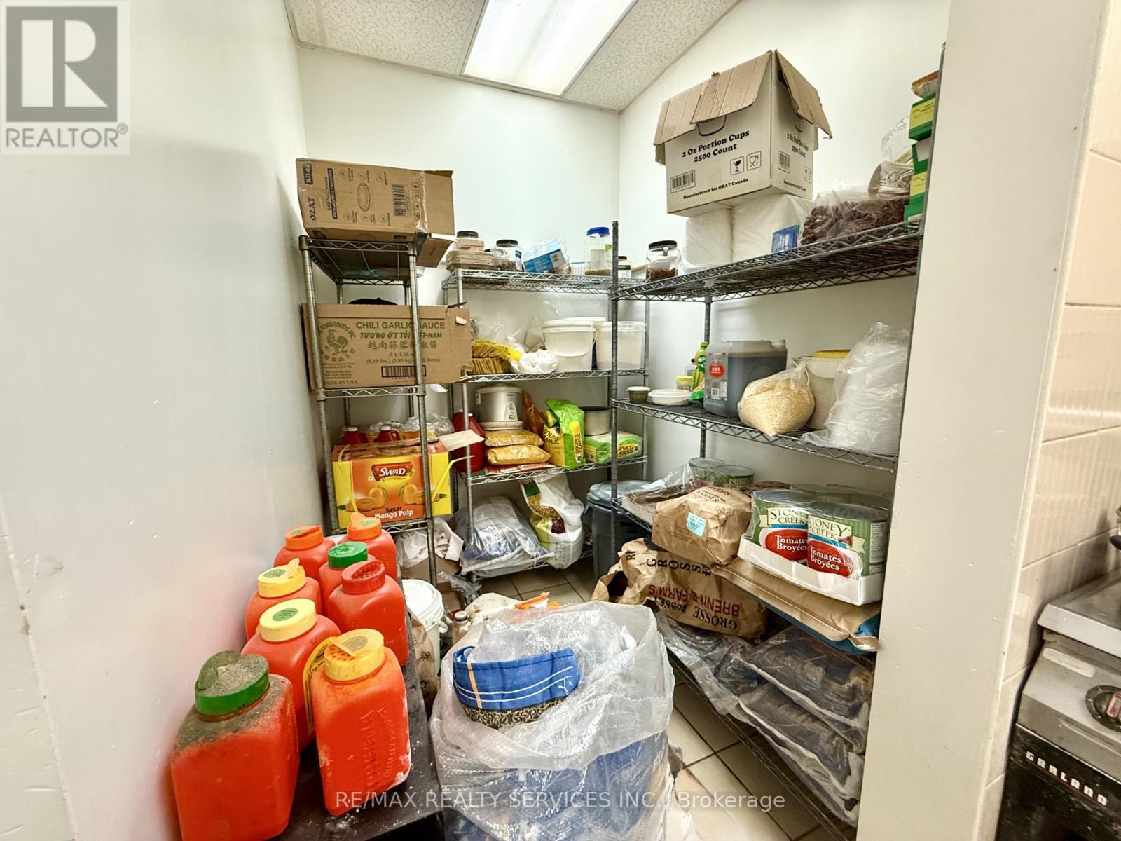 12 Queen Street, St. Catharines, Ontario  L2R 5G3 - Photo 17 - X13029830