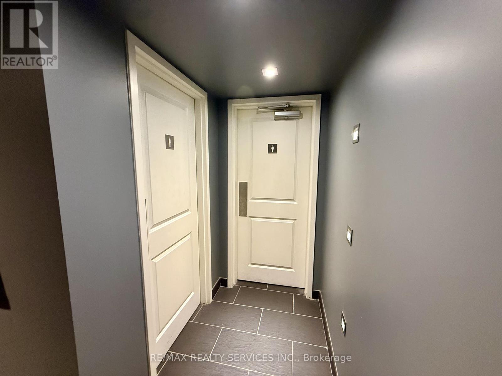 12 Queen Street, St. Catharines, Ontario  L2R 5G3 - Photo 22 - X13029830