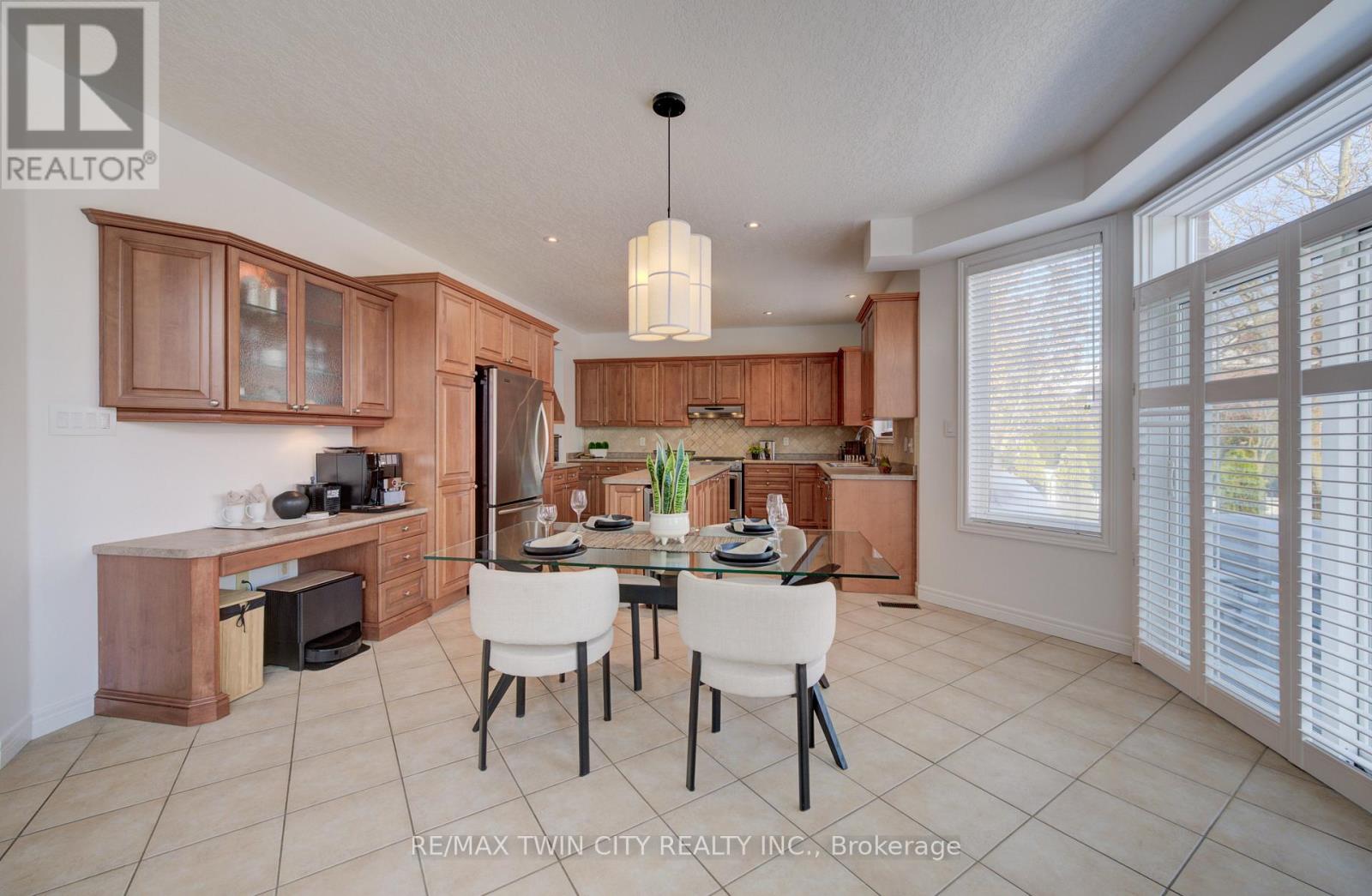 169 Falconridge Drive, Kitchener, Ontario  N2K 4J9 - Photo 15 - X13029906