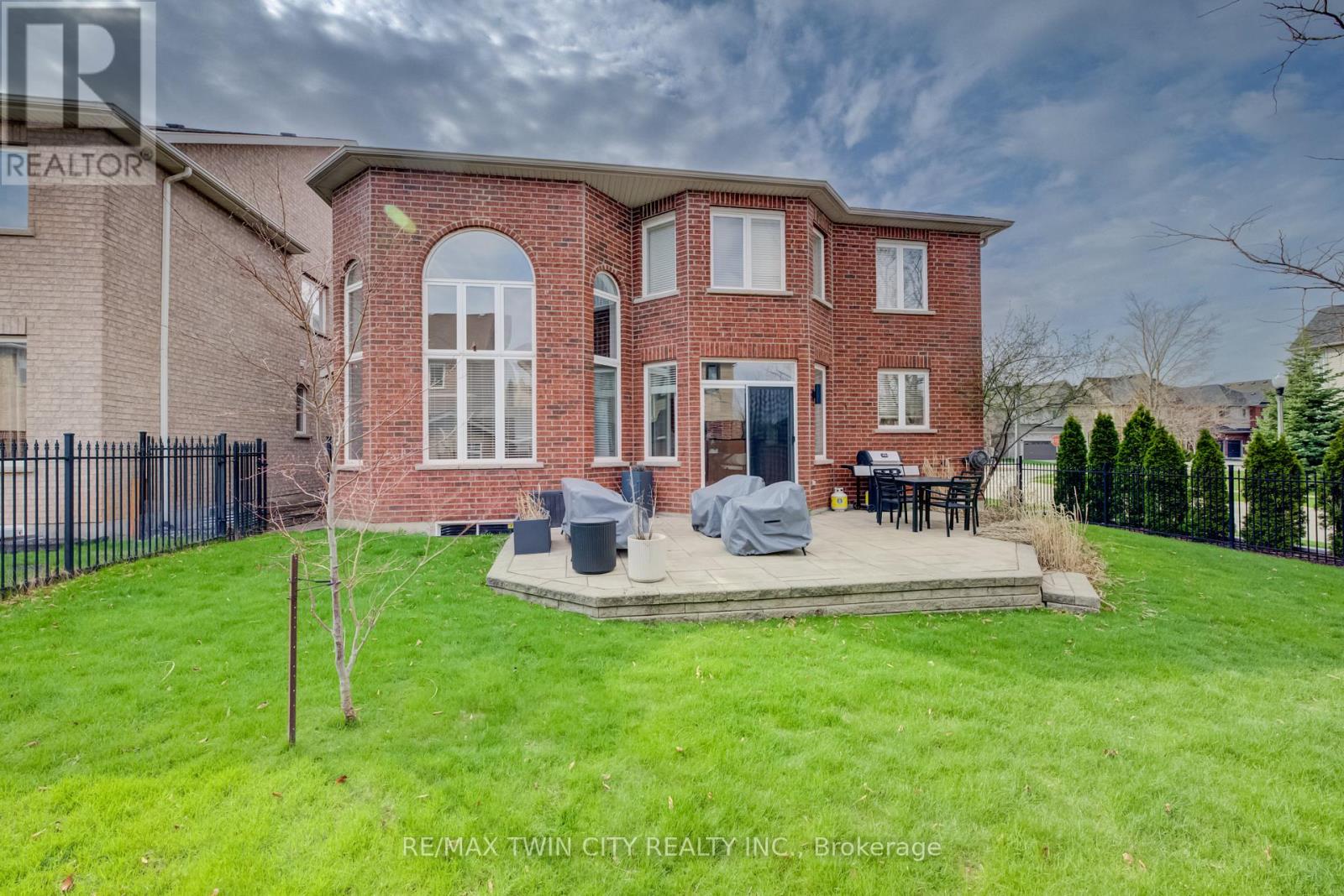 169 Falconridge Drive, Kitchener, Ontario  N2K 4J9 - Photo 40 - X13029906