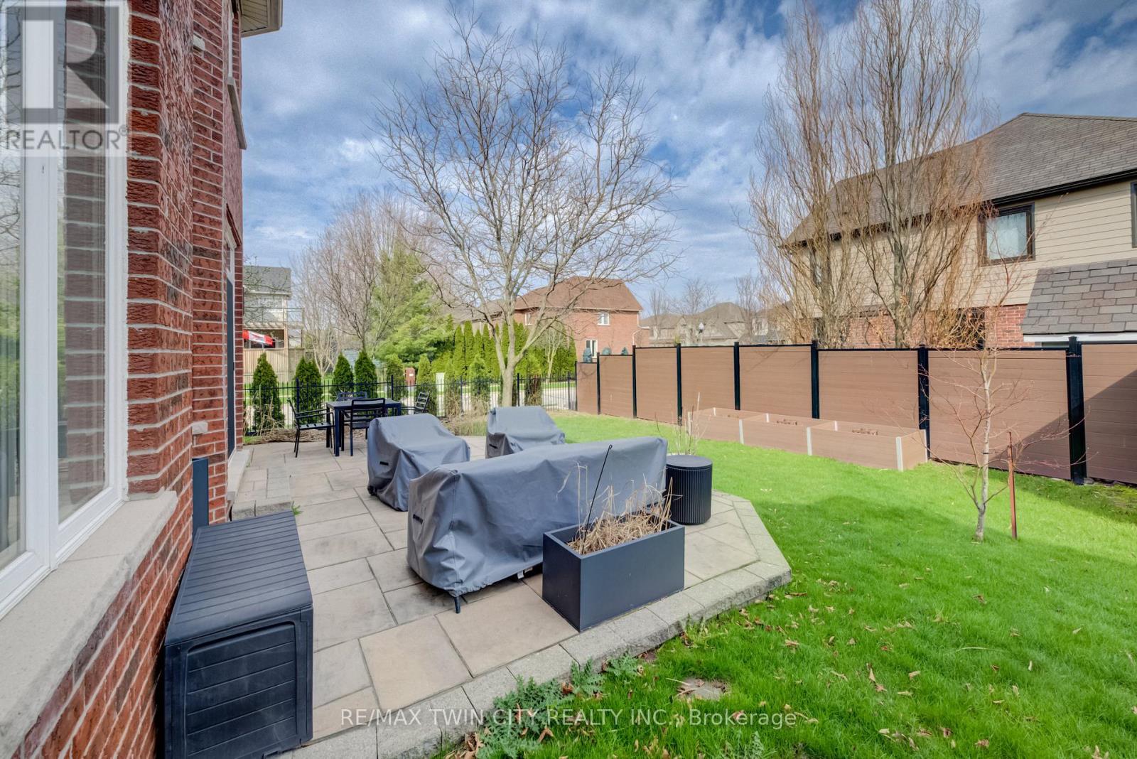 169 Falconridge Drive, Kitchener, Ontario  N2K 4J9 - Photo 41 - X13029906