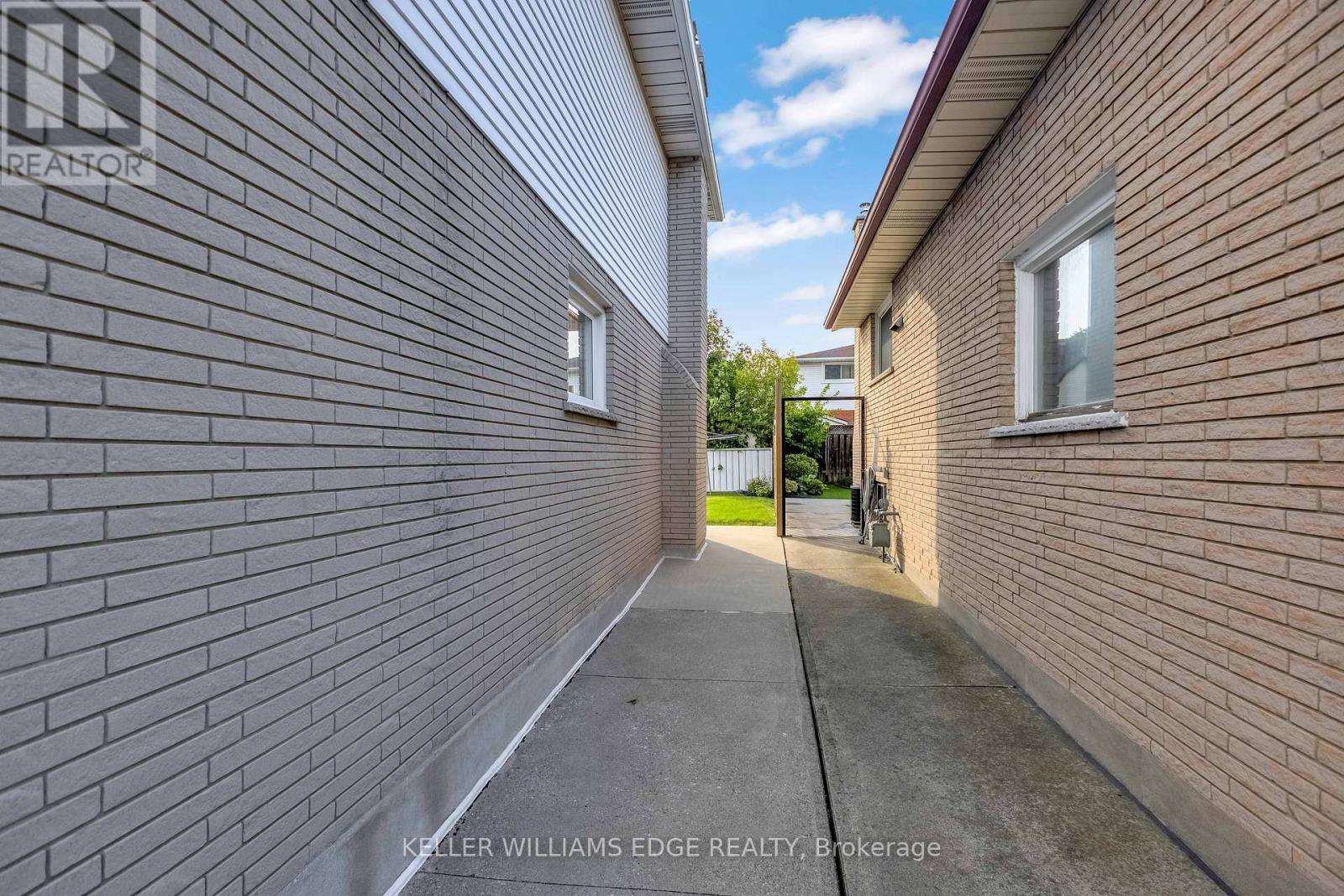 217 Lawnhurst Court, Hamilton, Ontario  L8V 4R4 - Photo 39 - X13029992