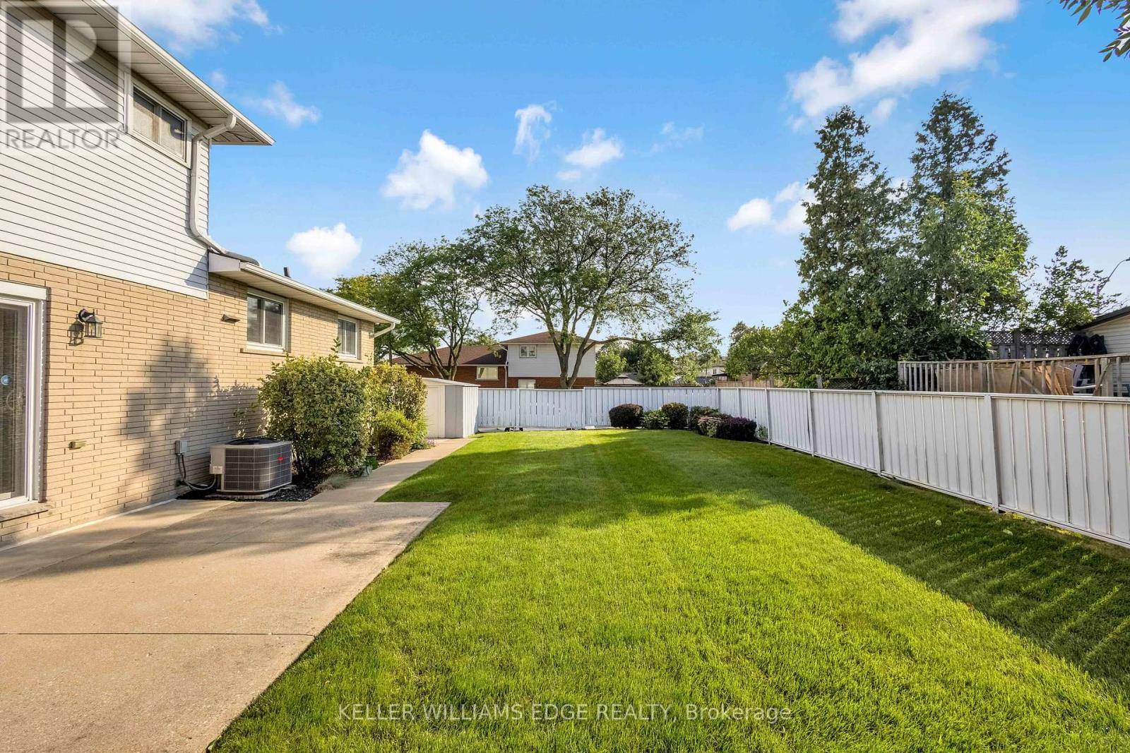 217 Lawnhurst Court, Hamilton, Ontario  L8V 4R4 - Photo 42 - X13029992