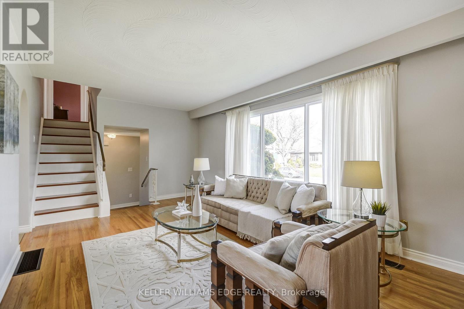 217 Lawnhurst Court, Hamilton, Ontario  L8V 4R4 - Photo 8 - X13029992