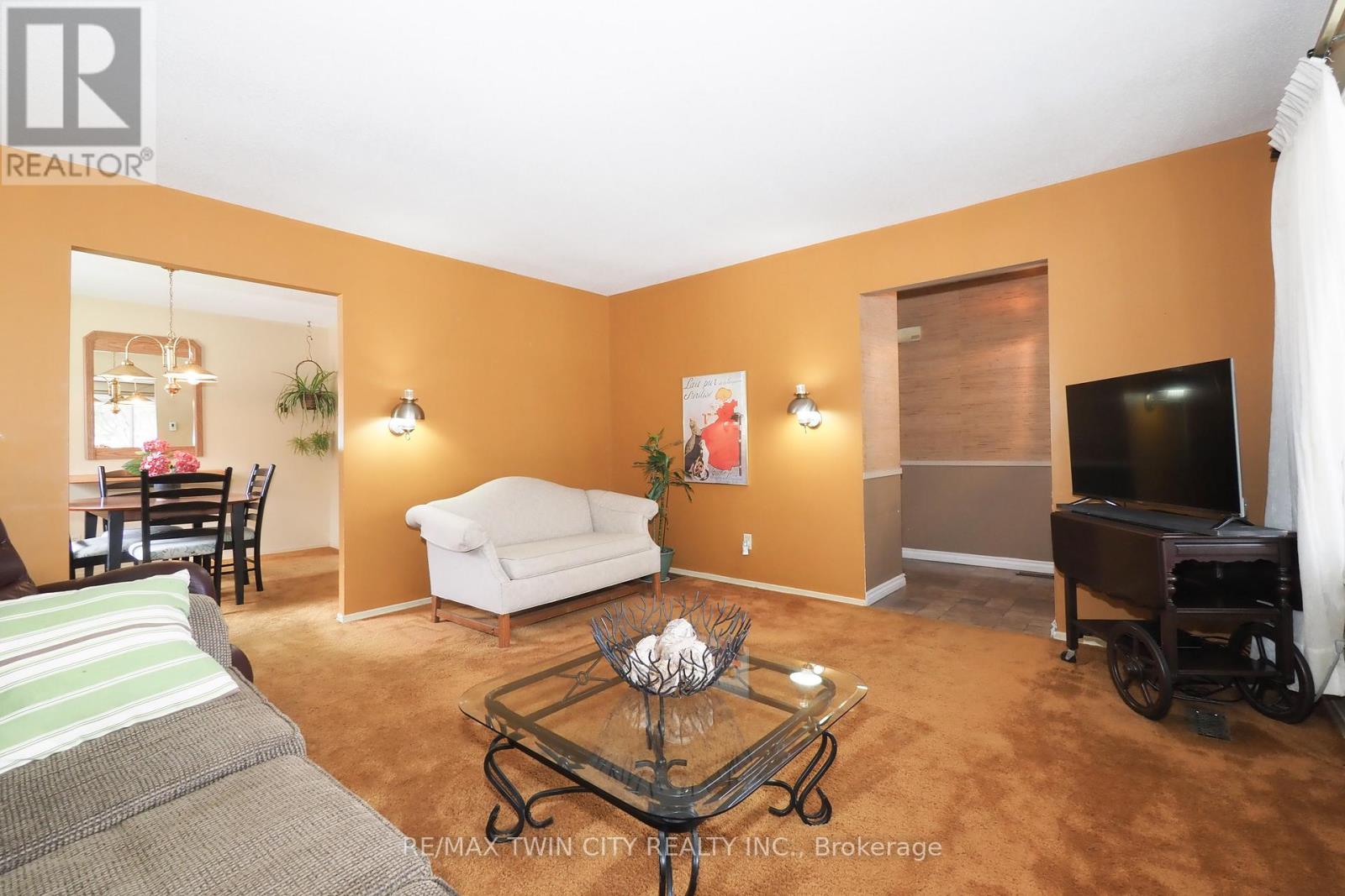 15 Mockingbird Drive, Woolwich, Ontario  N3B 1S9 - Photo 10 - X13030110