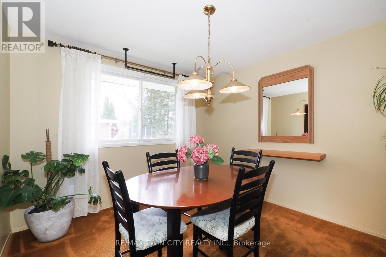 15 Mockingbird Drive, Woolwich, Ontario  N3B 1S9 - Photo 12 - X13030110