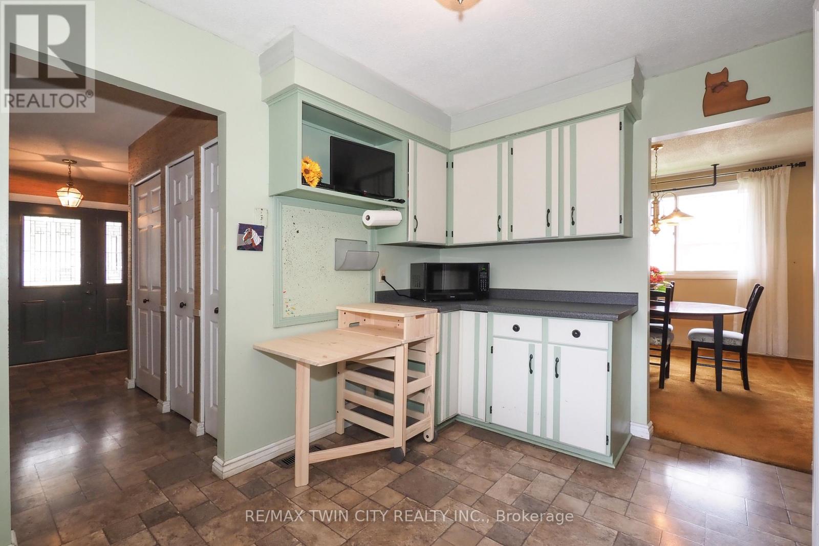 15 Mockingbird Drive, Woolwich, Ontario  N3B 1S9 - Photo 18 - X13030110