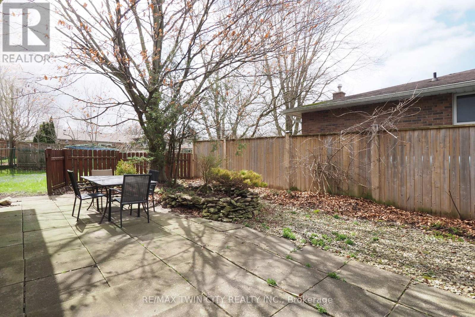 15 Mockingbird Drive, Woolwich, Ontario  N3B 1S9 - Photo 34 - X13030110