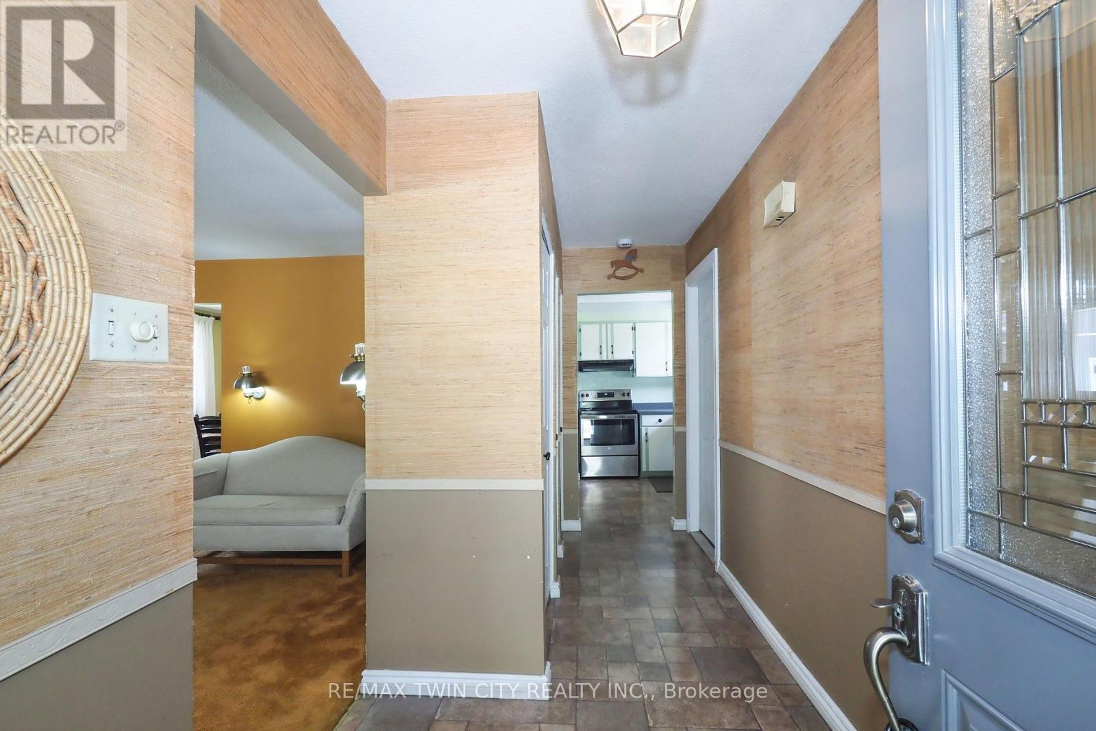 15 Mockingbird Drive, Woolwich, Ontario  N3B 1S9 - Photo 6 - X13030110