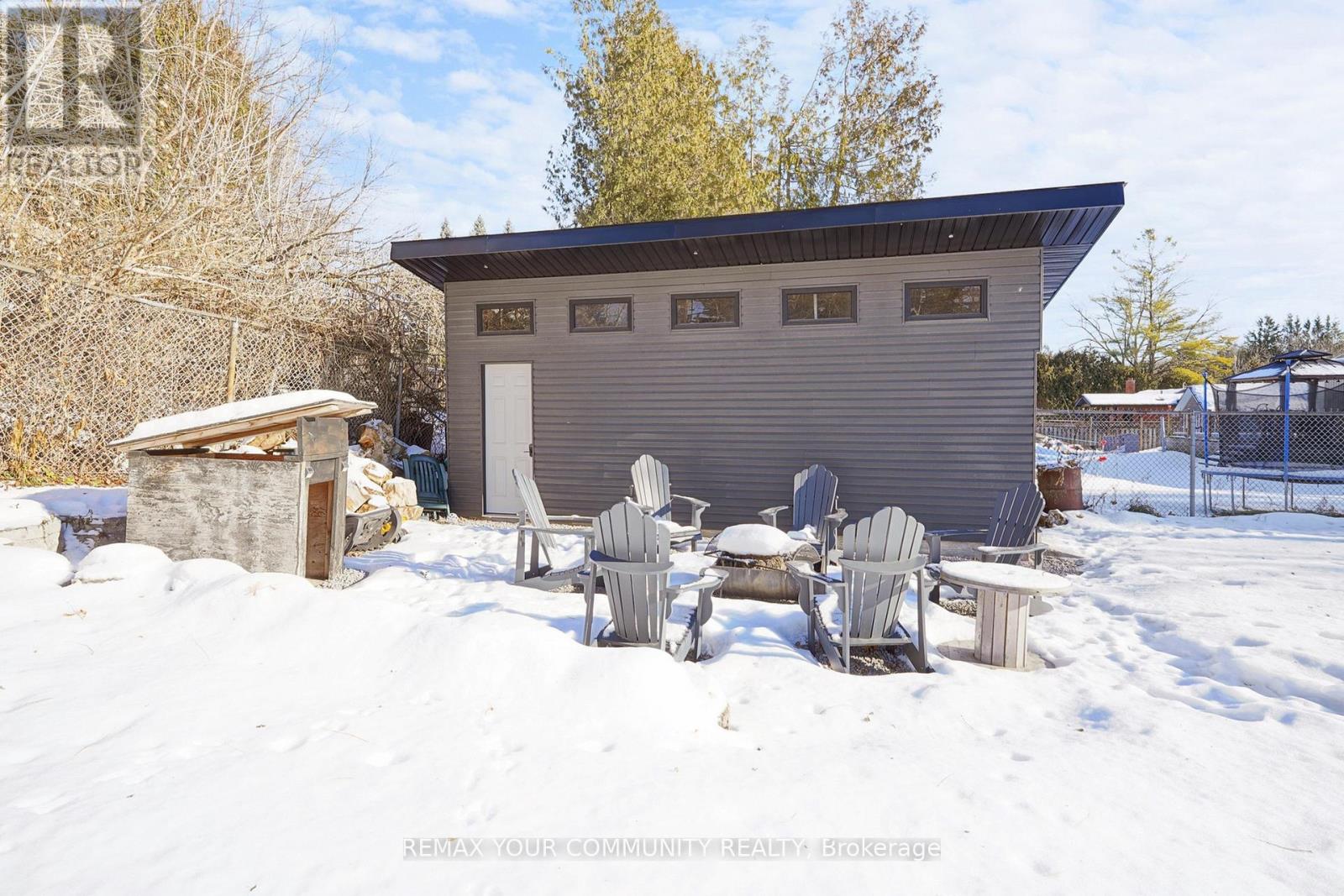 8 Victor Drive, Whitchurch-Stouffville, Ontario  L4A 3G5 - Photo 44 - N12811330