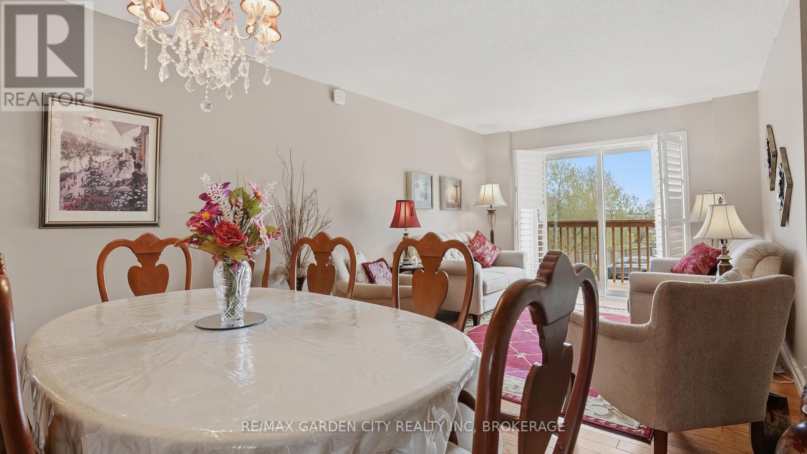 14 - 178 Scott Street, St. Catharines, Ontario  L2N 6Y5 - Photo 3 - X13021766