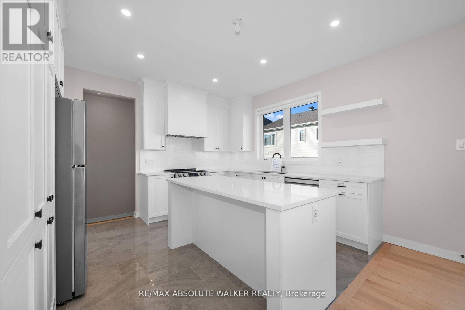 440 Appalachian Circle, Ottawa, Ontario  K2J 6X4 - Photo 9 - X12696690