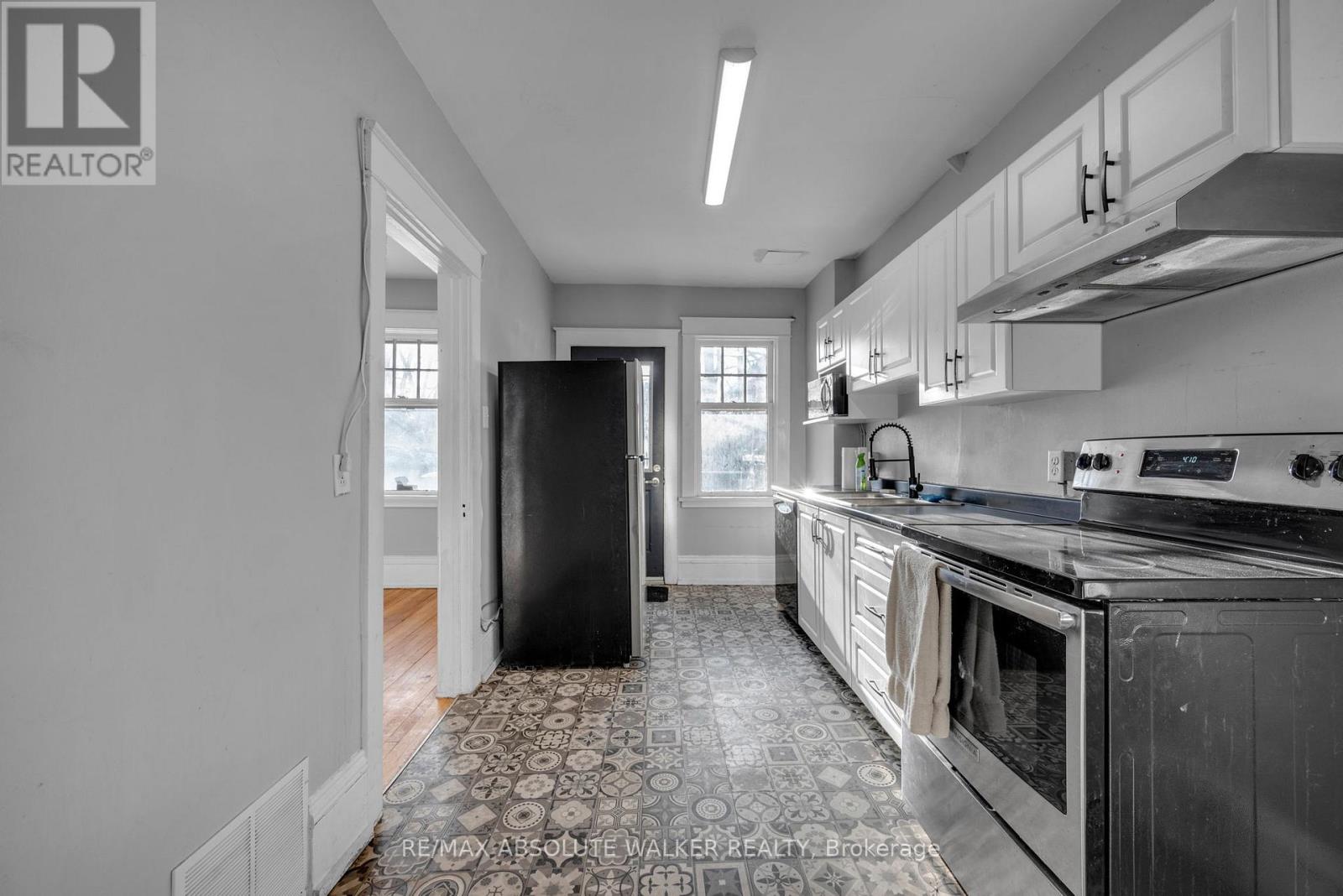 166/168 Main Street, Ottawa, Ontario  K1S 1C2 - Photo 13 - X12826684