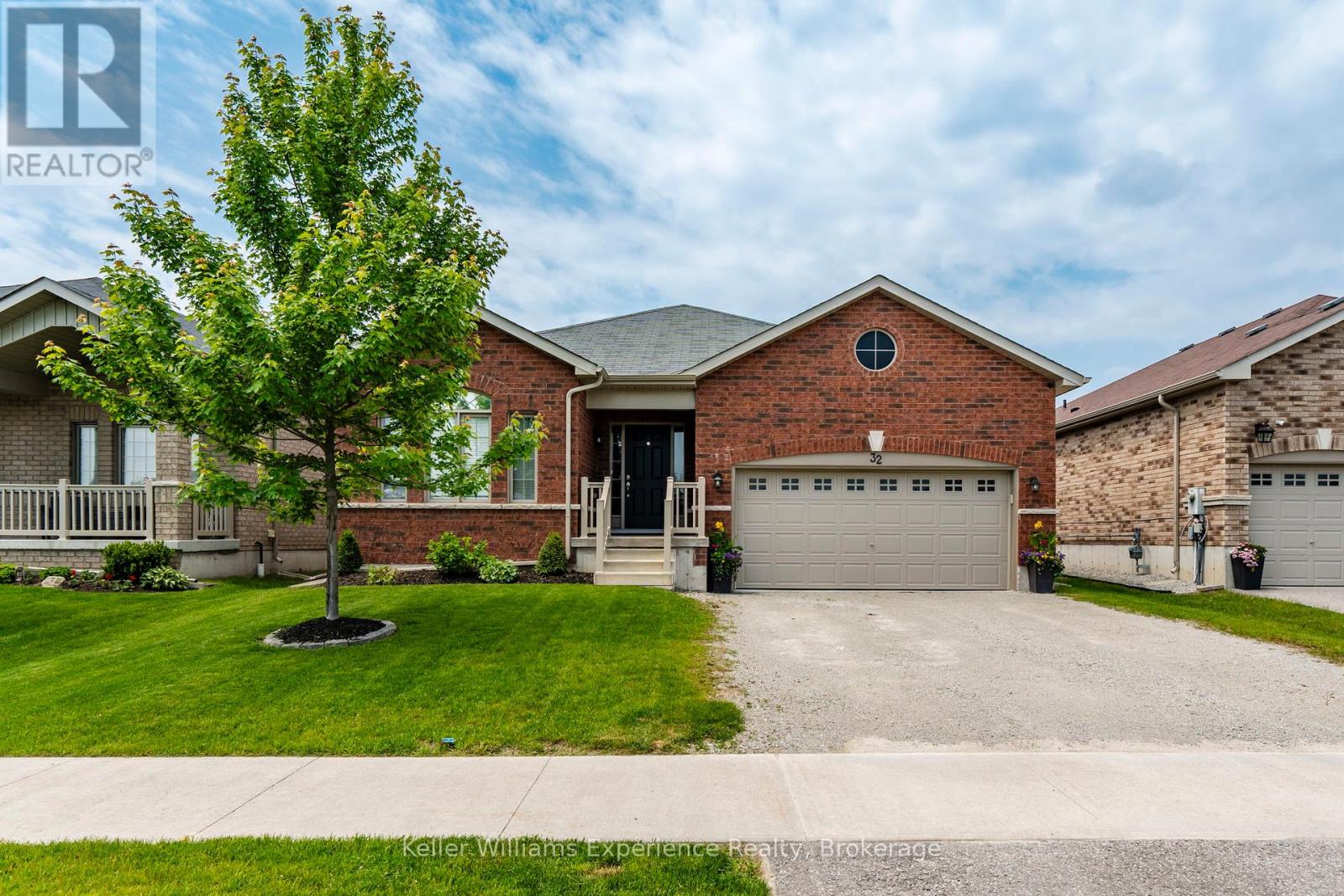 32 Hatton Drive, Penetanguishene, Ontario  L9M 0V6 - Photo 5 - S13030164