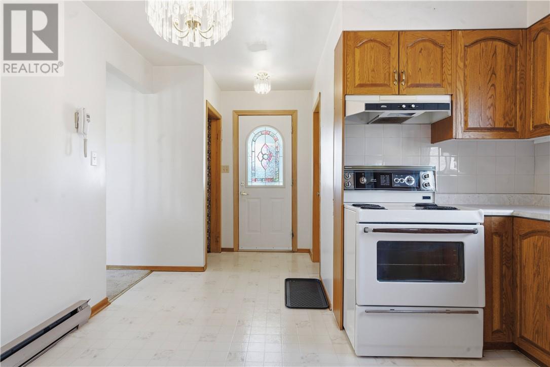 790 Burton Avenue, Sudbury, Ontario  P3C 4L4 - Photo 3 - 2127236