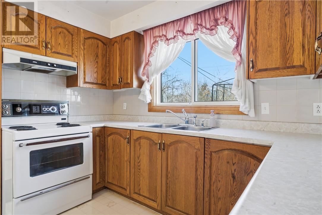 790 Burton Avenue, Sudbury, Ontario  P3C 4L4 - Photo 5 - 2127236