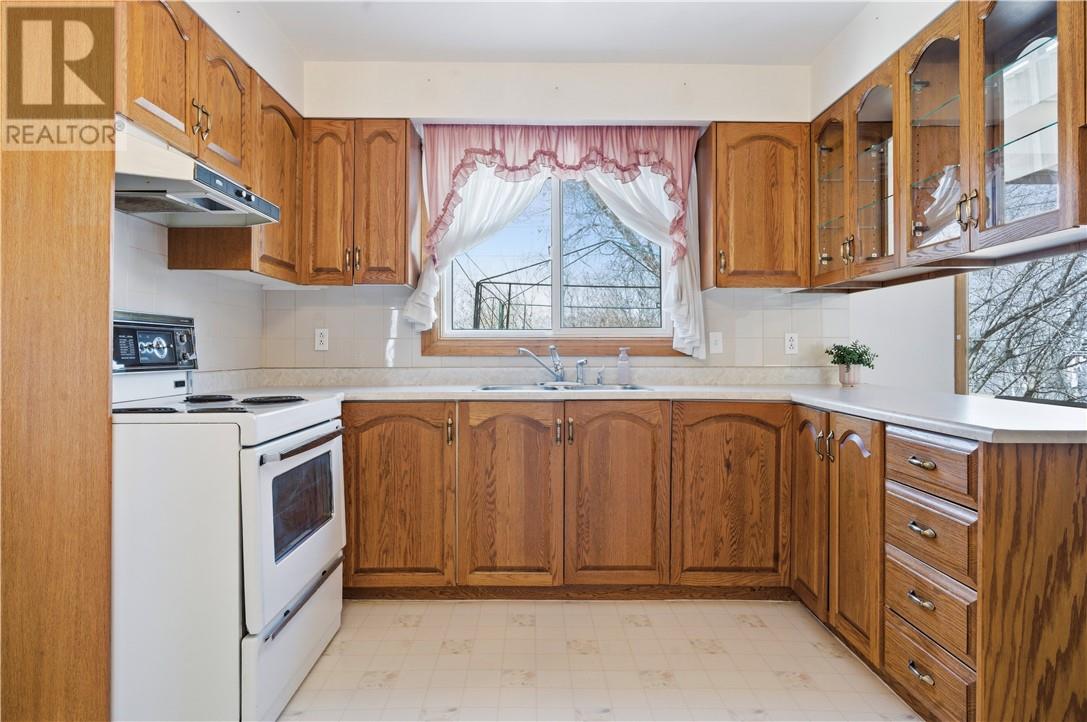 790 Burton Avenue, Sudbury, Ontario  P3C 4L4 - Photo 6 - 2127236