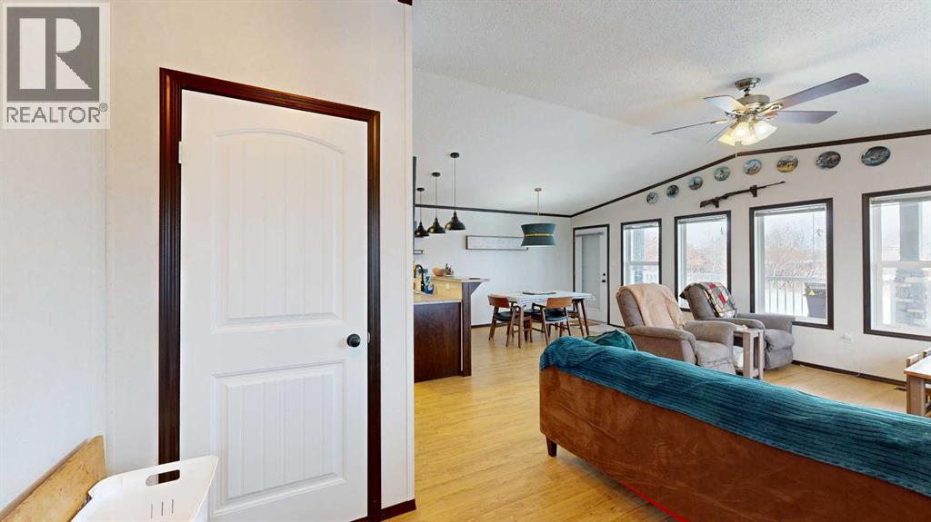 105 5 Avenue, Gadsby, Alberta  T0C 1K0 - Photo 14 - A2273596