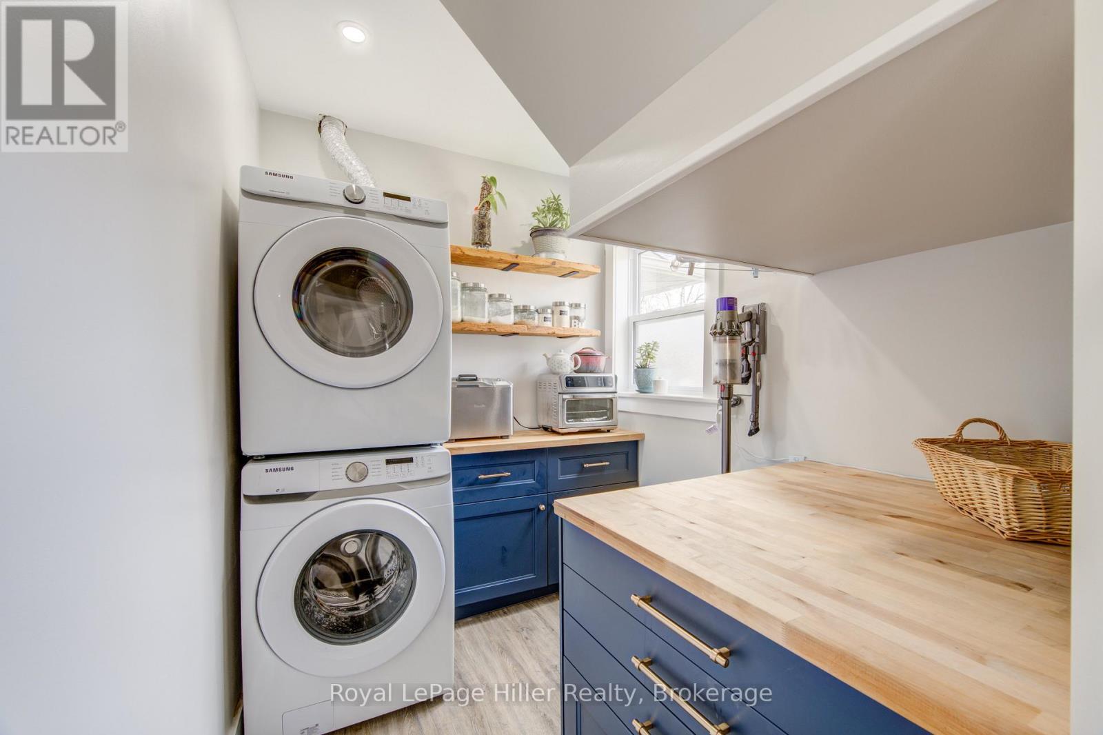 31 Norfolk Street, Stratford, Ontario  N5A 3Y6 - Photo 27 - X13030242