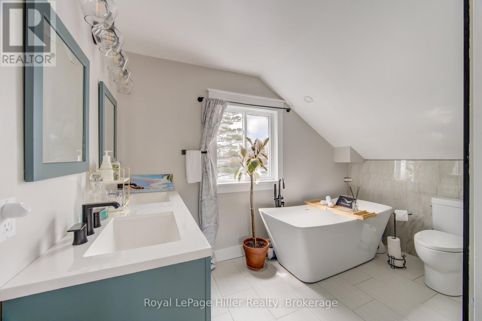 31 Norfolk Street, Stratford, Ontario  N5A 3Y6 - Photo 35 - X13030242