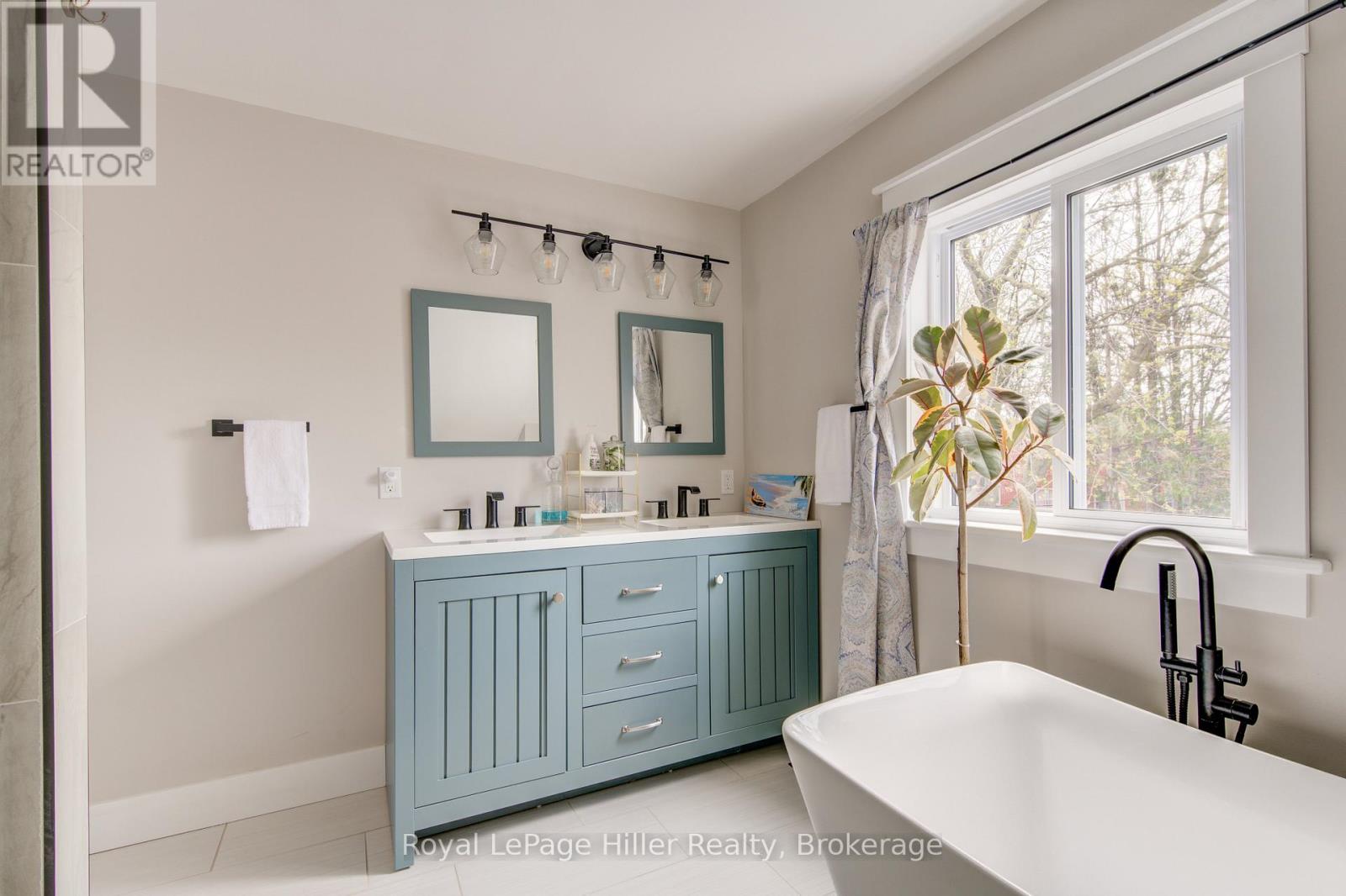 31 Norfolk Street, Stratford, Ontario  N5A 3Y6 - Photo 38 - X13030242