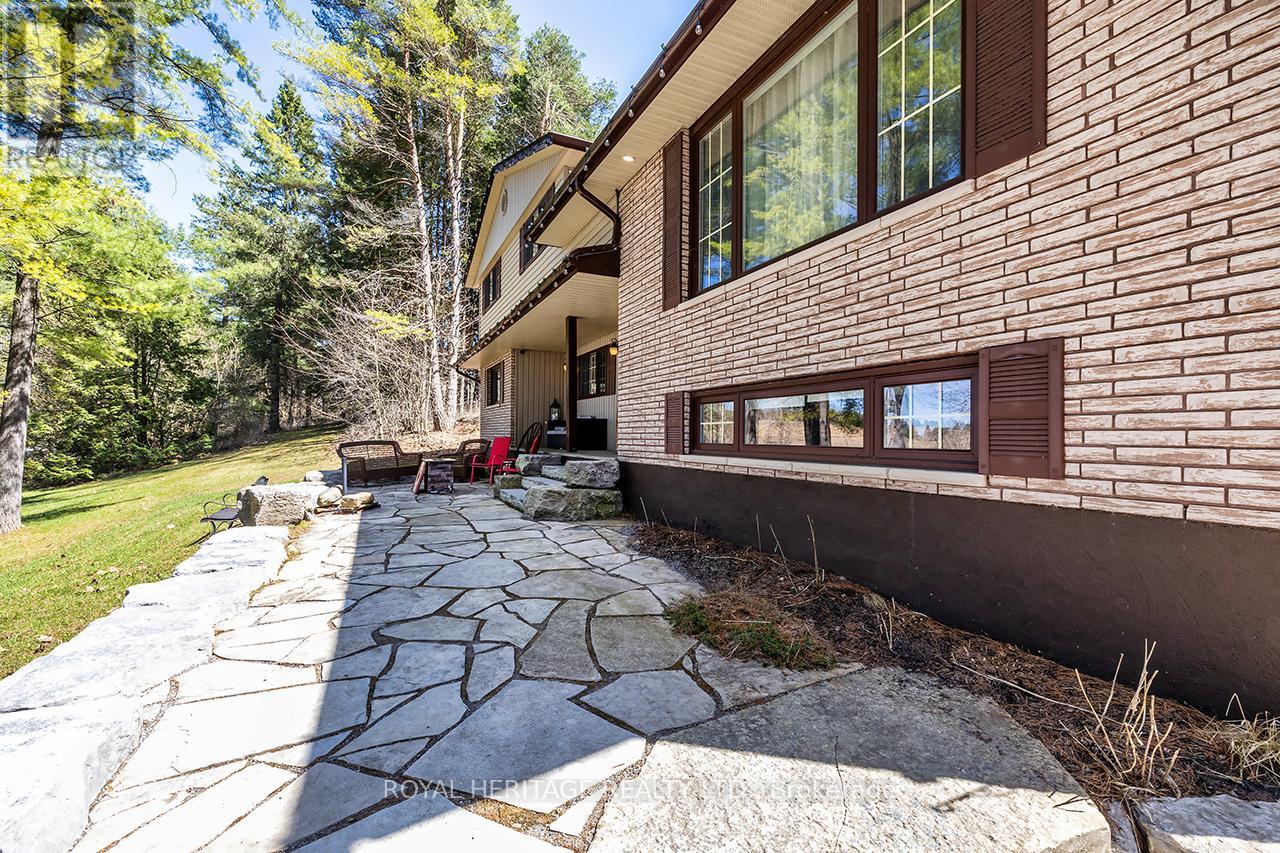 863 Carmel 2nd Line, Cavan Monaghan, Ontario  L0A 1G0 - Photo 5 - X12871090