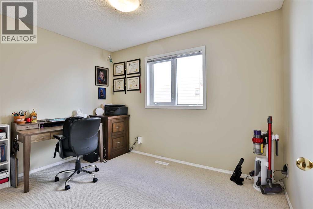 263 Red Crow Boulevard W, Lethbridge, Alberta  T1K 7B2 - Photo 11 - A2301807