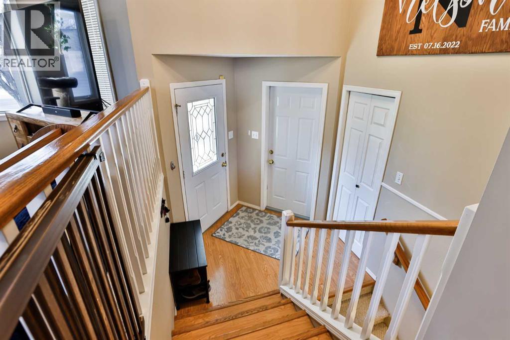 263 Red Crow Boulevard W, Lethbridge, Alberta  T1K 7B2 - Photo 3 - A2301807