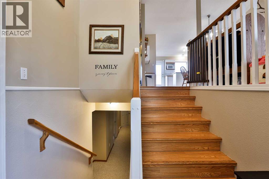 263 Red Crow Boulevard W, Lethbridge, Alberta  T1K 7B2 - Photo 4 - A2301807