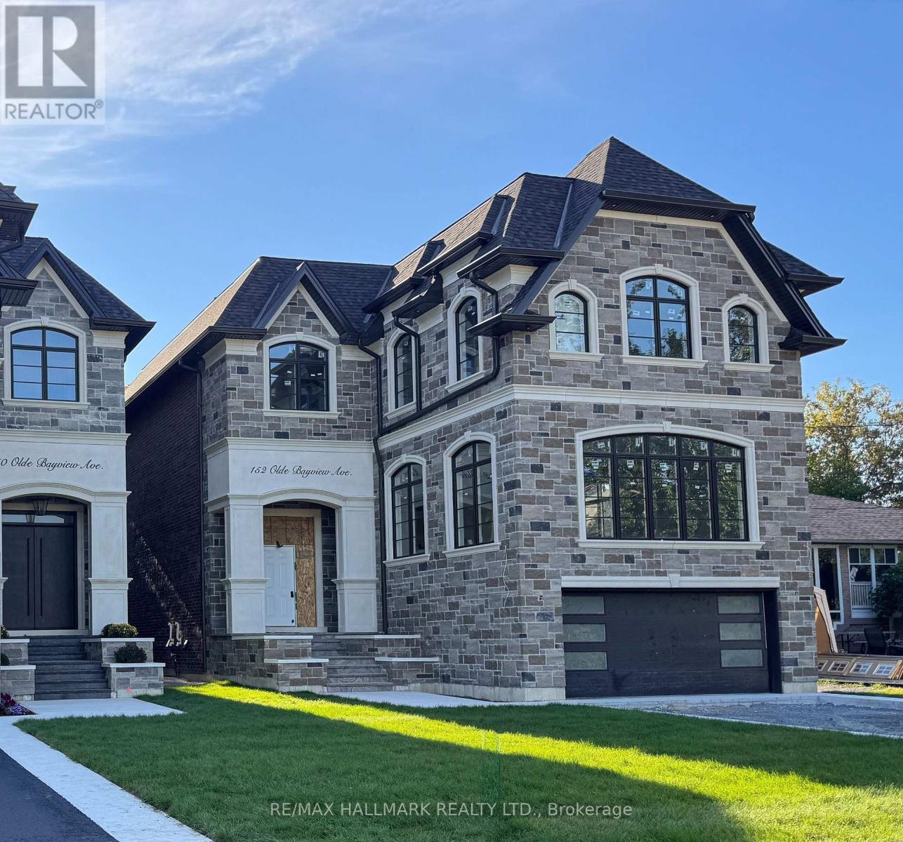 152 OLDE BAYVIEW AVENUE, Richmond Hill, Ontario