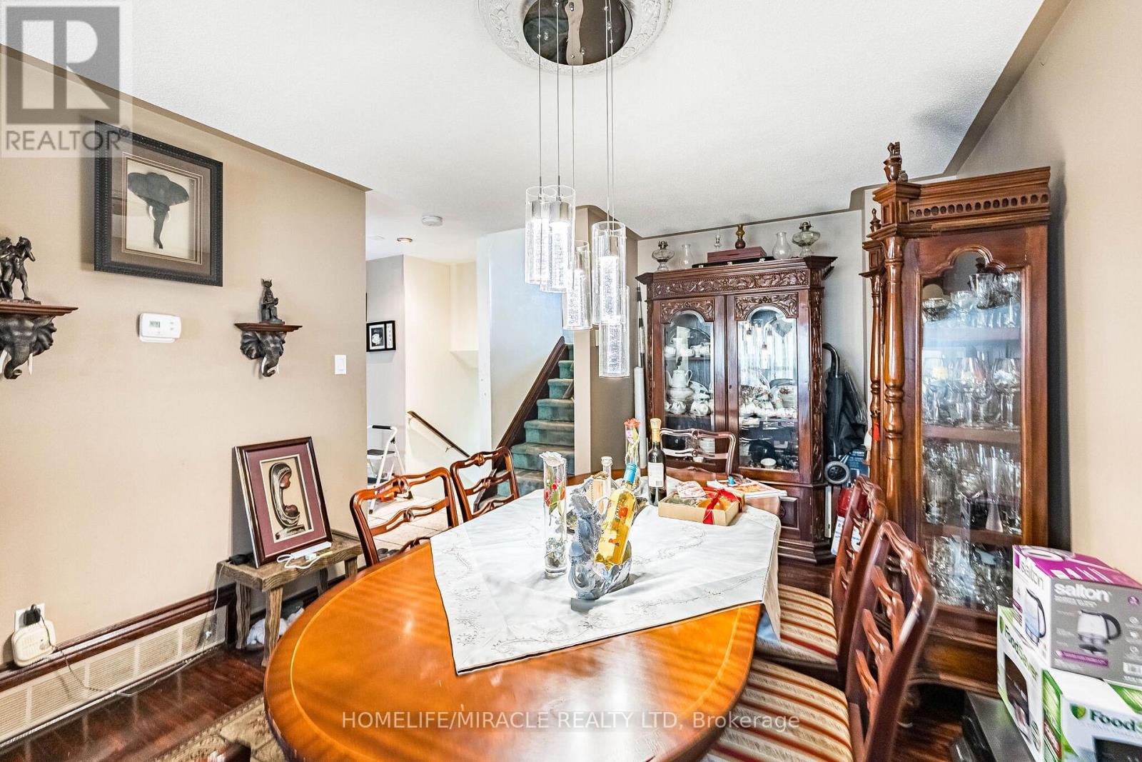 7150 Harwick Drive, Mississauga, Ontario  L4T 3A4 - Photo 10 - W12939524