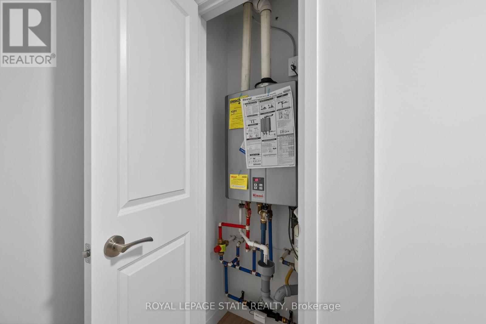 310 - 153 Wilson Street W, Hamilton, Ontario  L9G 1N4 - Photo 10 - X12796732