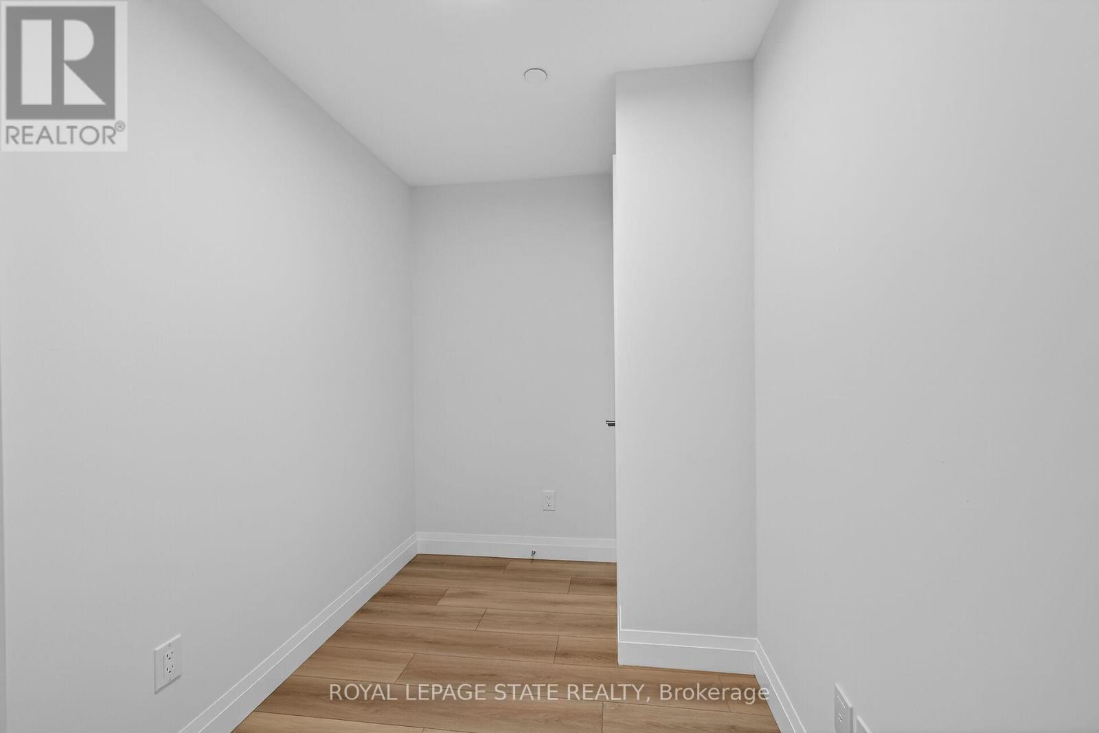 310 - 153 Wilson Street W, Hamilton, Ontario  L9G 1N4 - Photo 9 - X12796732