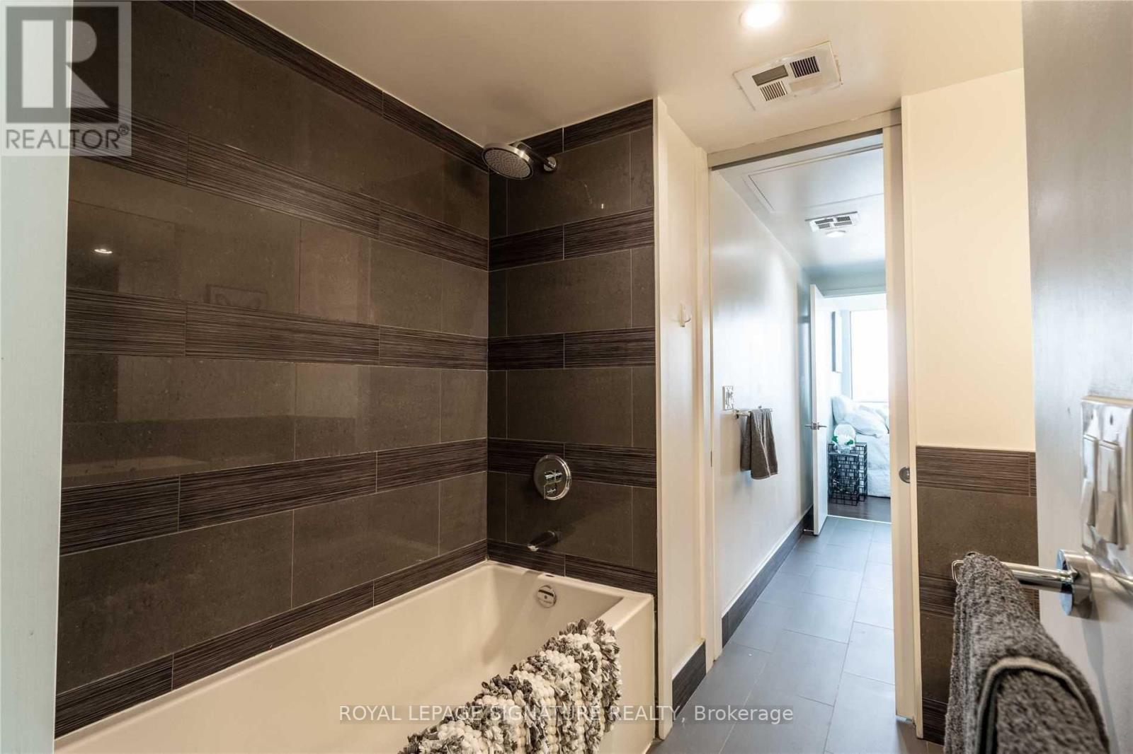 3204 - 390 Cherry Street, Toronto, Ontario  M5A 0E3 - Photo 18 - C13030246