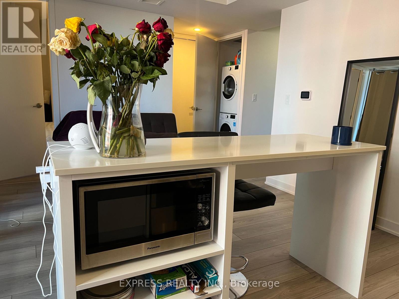 312 - 8 Tippett Road, Toronto, Ontario  M3H 0E7 - Photo 6 - C13030258